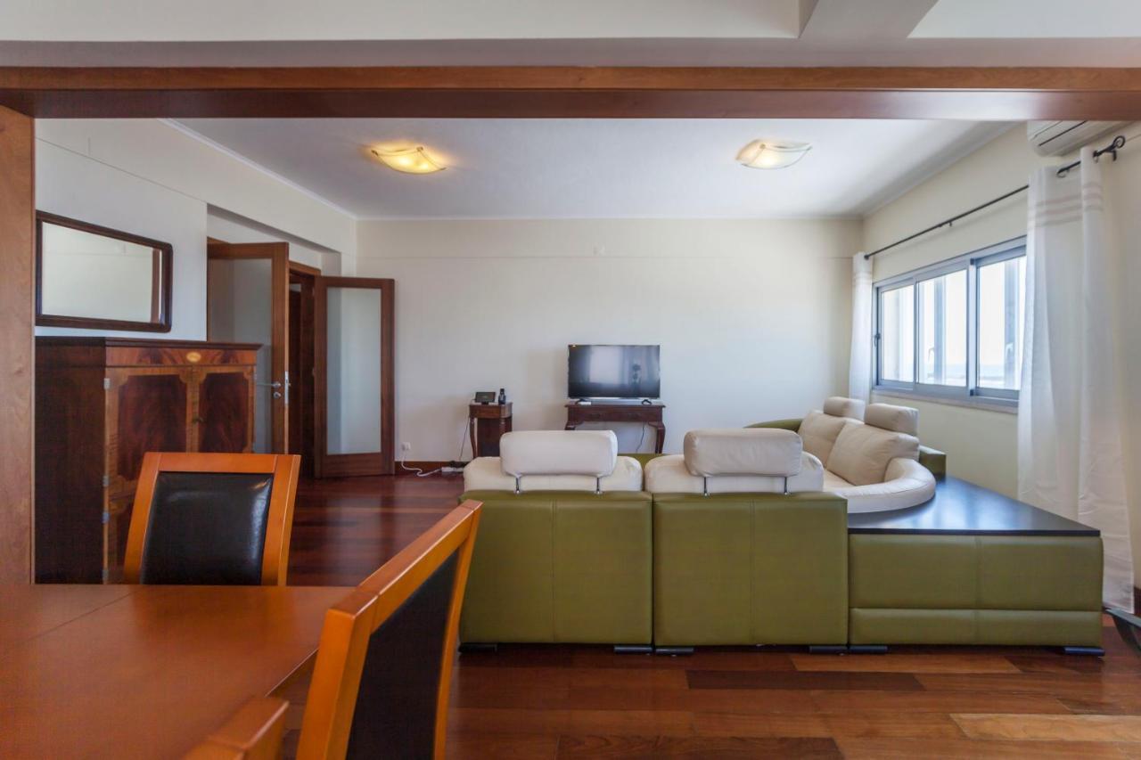Deluxe Marina Apartment Понта Делгада Екстериор снимка