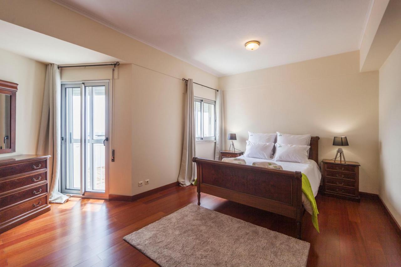 Deluxe Marina Apartment Понта Делгада Екстериор снимка