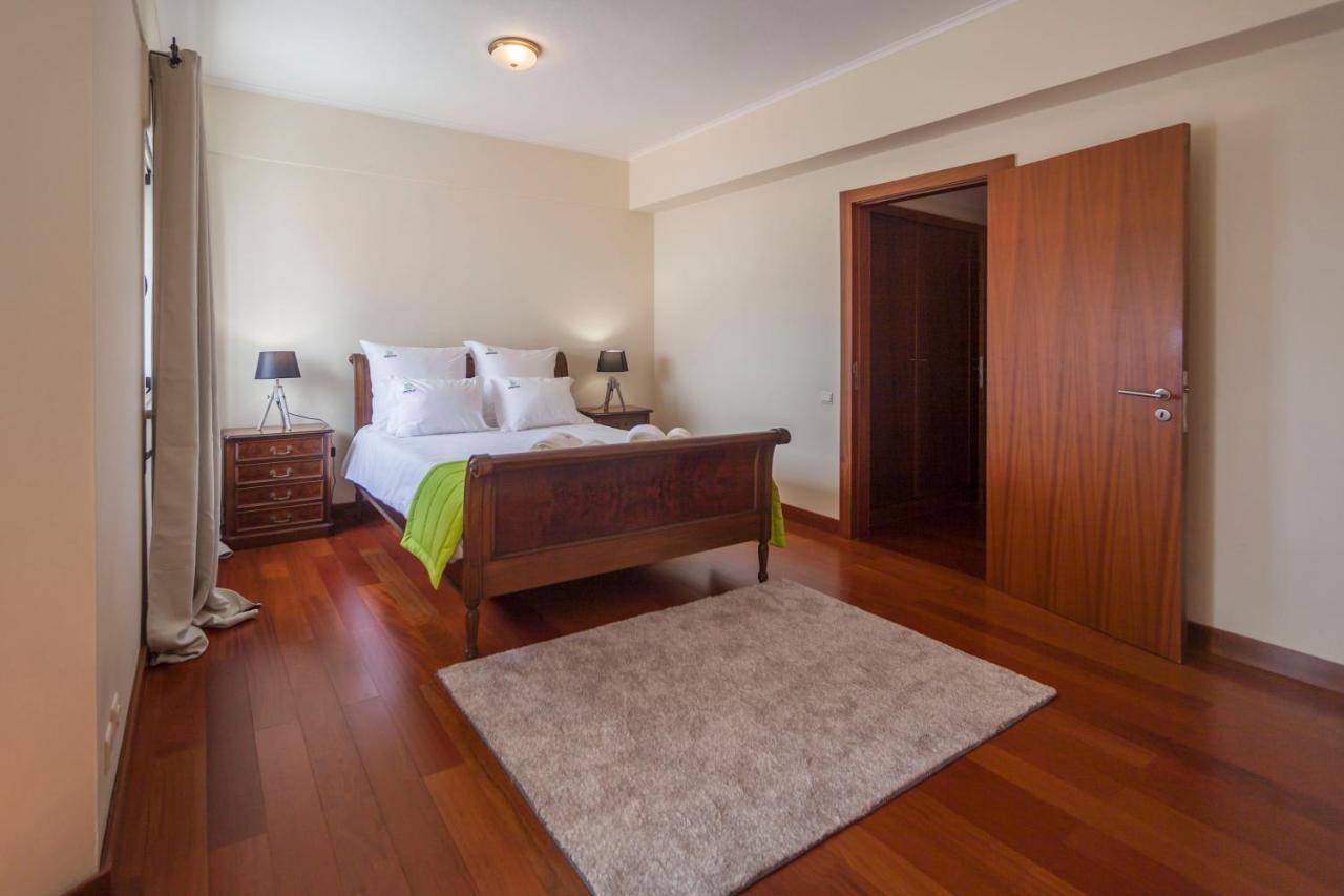 Deluxe Marina Apartment Понта Делгада Екстериор снимка